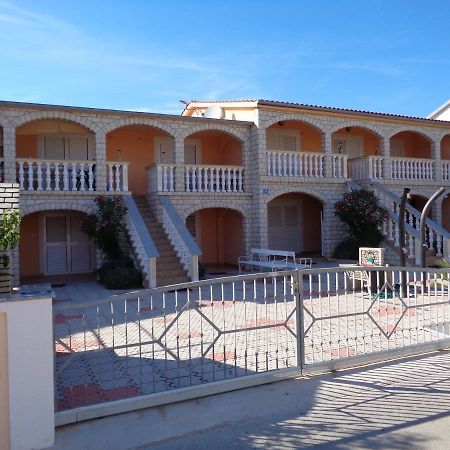 Apartman Kristo Вир Экстерьер фото